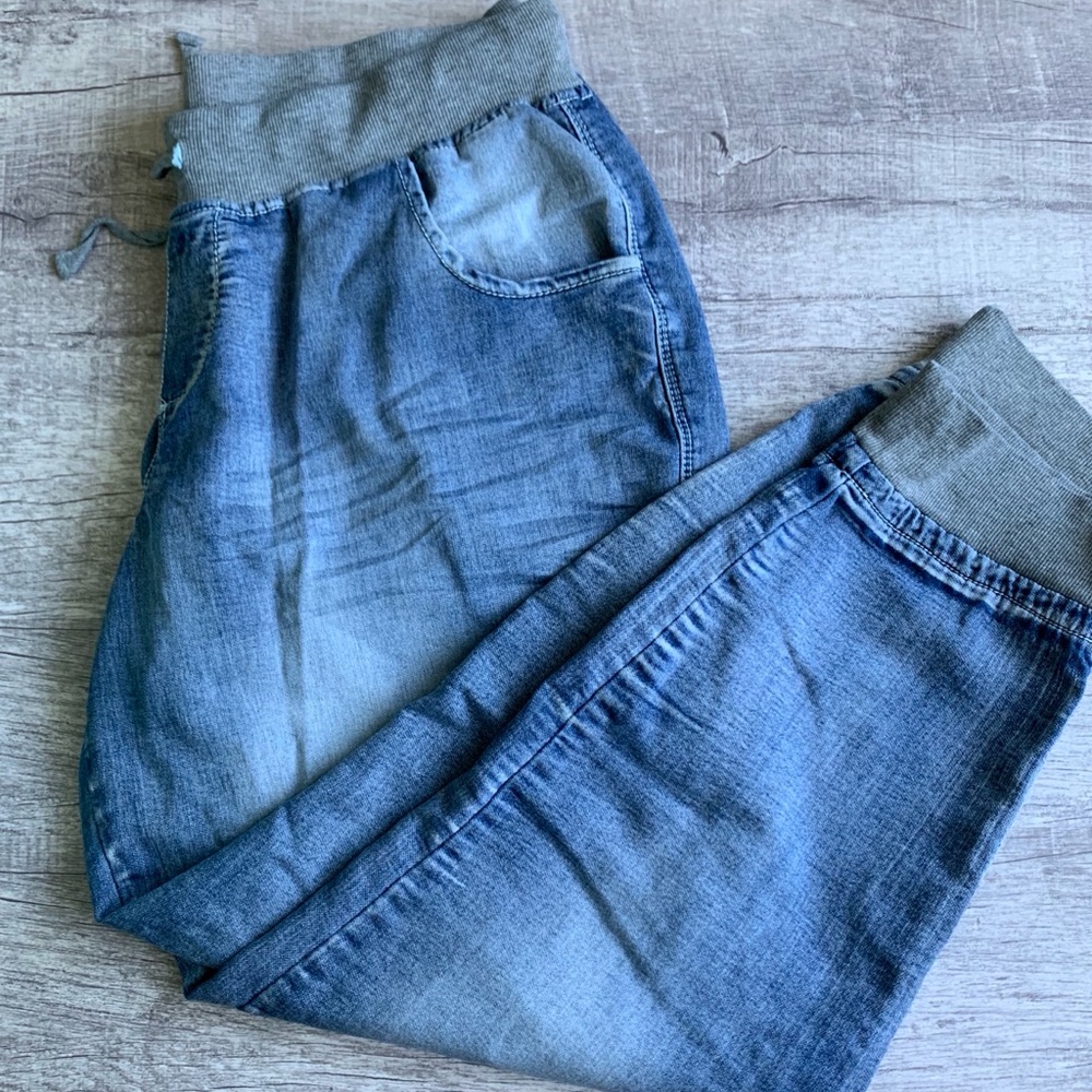 Joggers